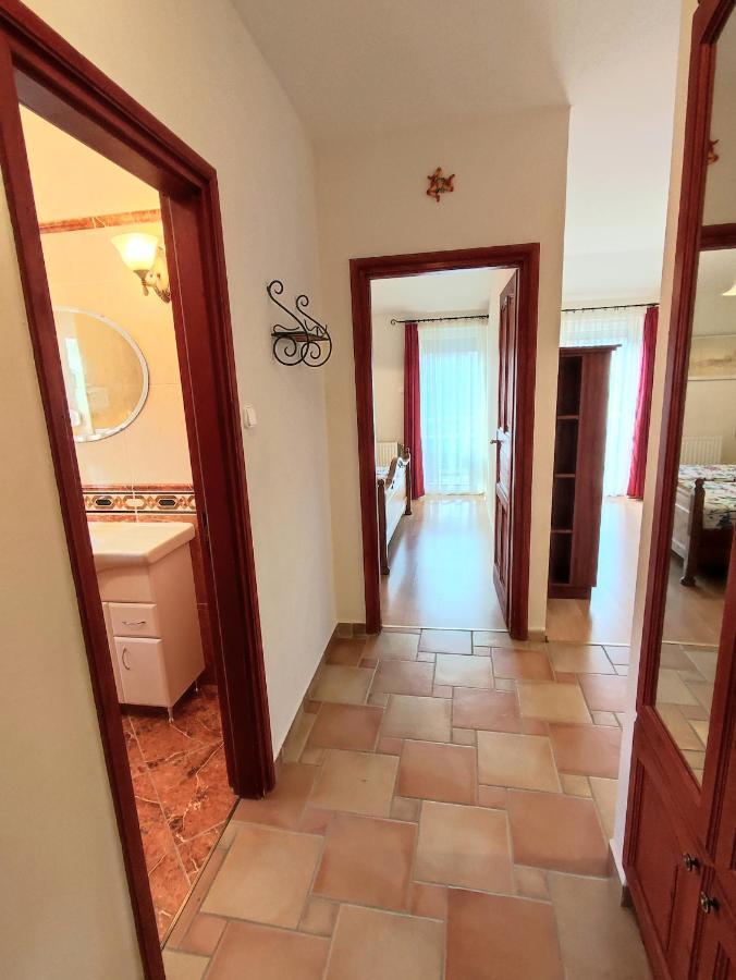 Arnyas Apartmanhaz Balatonlelle Eksteriør bilde
