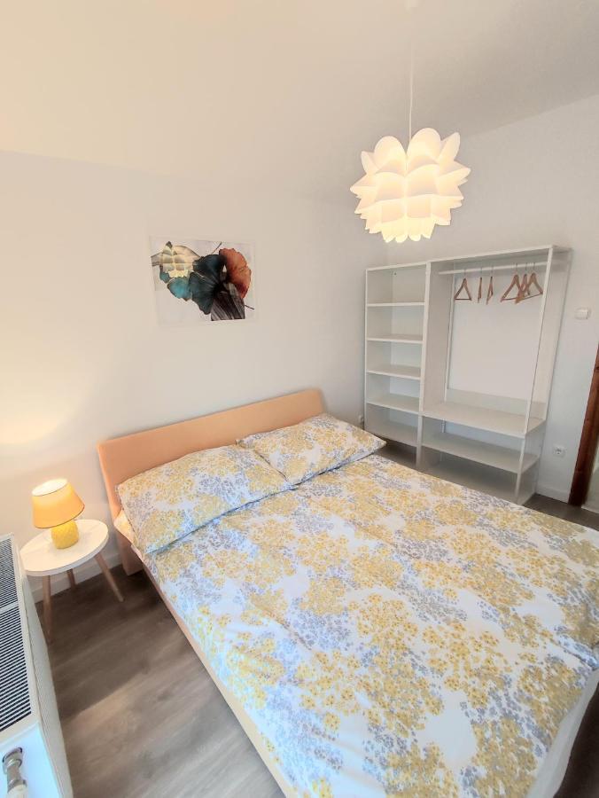 Arnyas Apartmanhaz Balatonlelle Eksteriør bilde