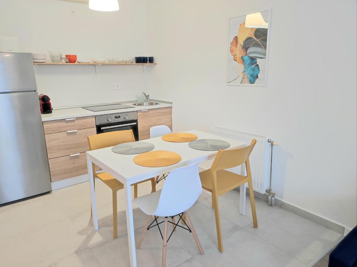 Arnyas Apartmanhaz Balatonlelle Eksteriør bilde